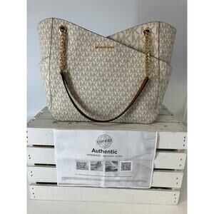 MICHAEL KORS, LARGE SIGNATURE SAFFIANO LEATHER SHOULDER BAG